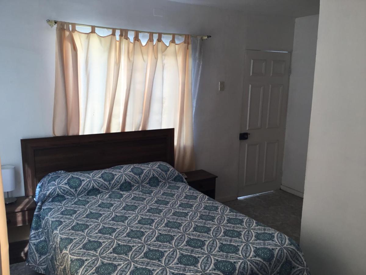 Hostal Playa Brava Калдера Екстериор снимка
