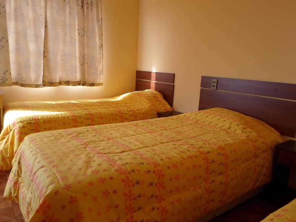 Hostal Playa Brava Калдера Стая снимка